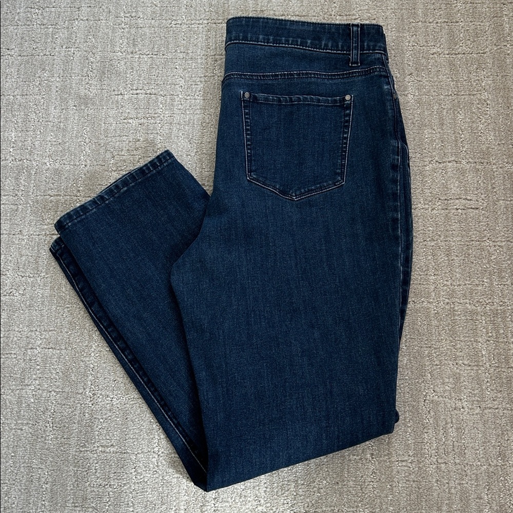 Chico's “Fabulously Slimming” Sz 2 (real size 12/14) Short dark blue denim jeans
